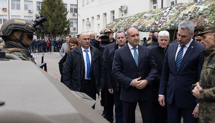 Комисия ще обсъжда премахването на възможността президентът да назначава шефовете на редица спецслужби Комисия ще обсъжда премахването на възможността президентът да назначава шефовете на редица спецслужби