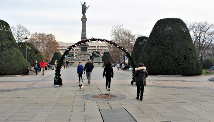 Температурата е измерена към 5:00 ч. тази сутрин