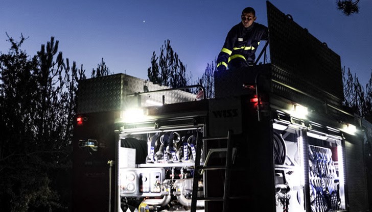 Три сигнала за пожар са получили русенските огнеборци Три сигнала за пожар са получили русенските огнеборци