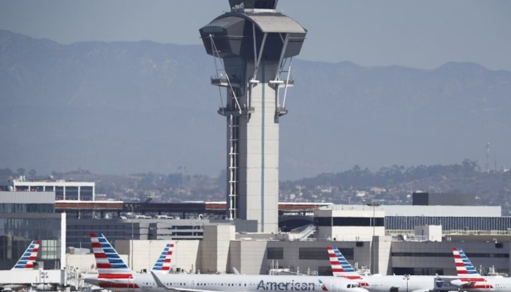 Причината е грешка в системата на операционната програмаВсички полети във