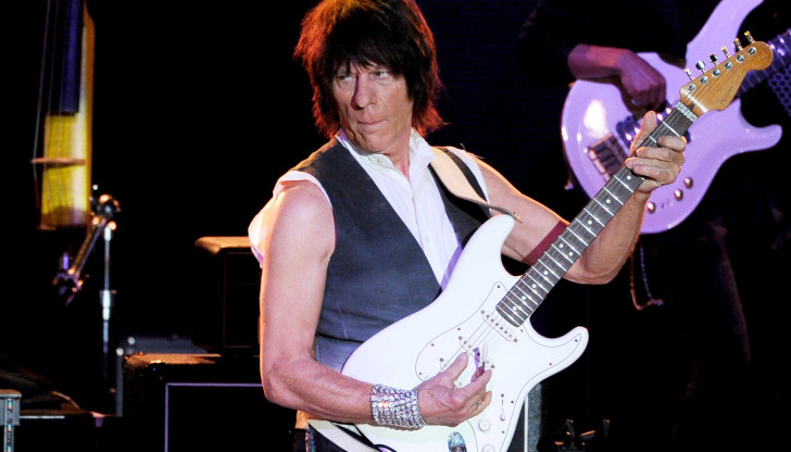 Джеф Бек е един от пионерите не електрическата китараЛегендарният за