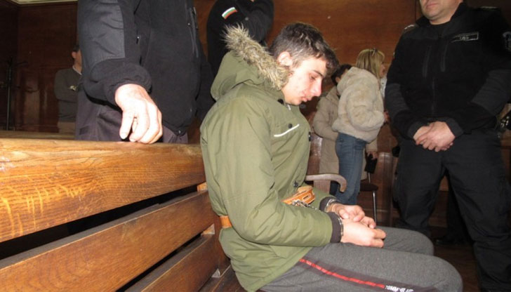 Светлин Ангелов твърдял, че е блудствал с жената два пъти