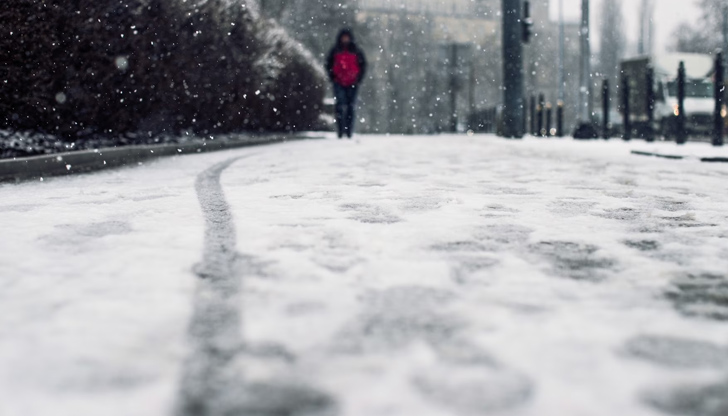 Минималните температури ще са между минус 4° и 1°, а