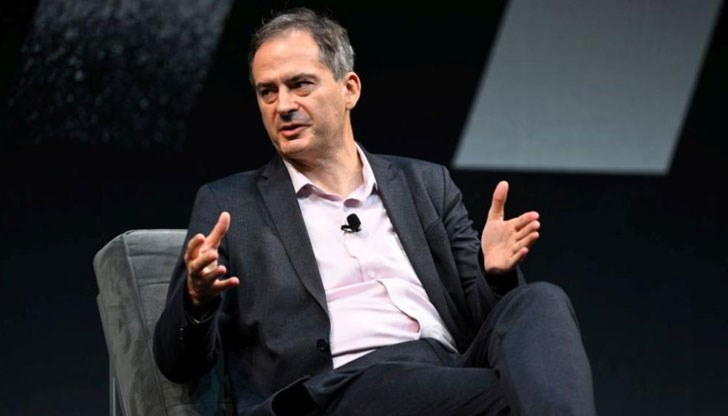 Изслушването на Грозев ще е утре в Парламентарната комисия за