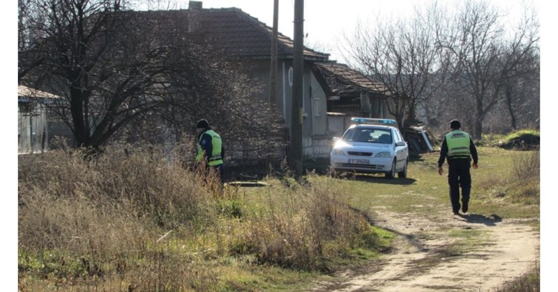 18-годишният младеж е бил заловен и още в предварителната беседа