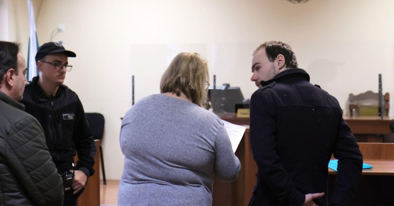 Съдът в Плевен остави Дейвид Бодил в арестаСъдът в Плевен