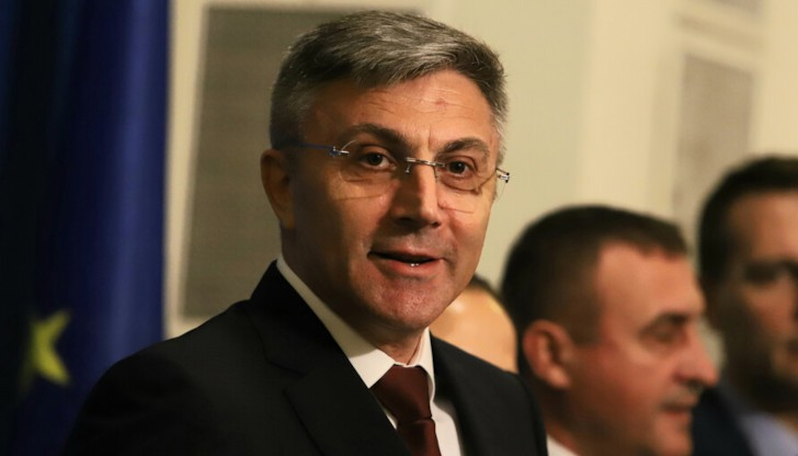 Днес ДПС празнува 33 години от основаването на партията Председателят