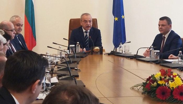 Постигнатите резултати се дължат главно на екипния принцип за работа,