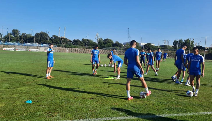 На терена в Сливо поле драконите паднаха с 0:3Добруджа (Добрич)