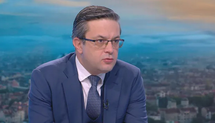 Декларацията на ПП е писана между две софри и е