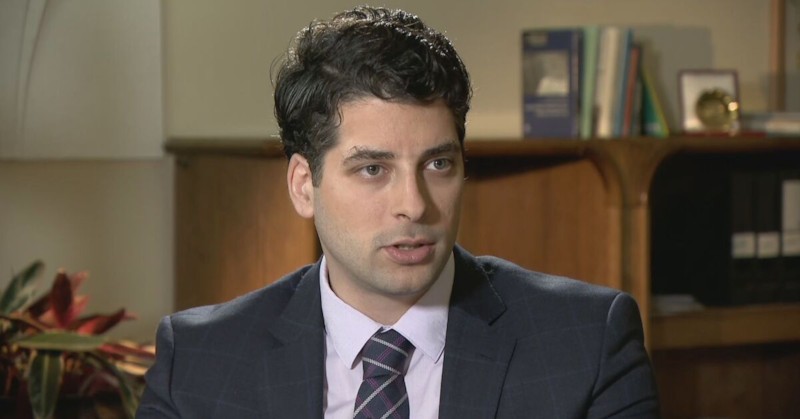 Страната ни обаче не бива да се отказва и от