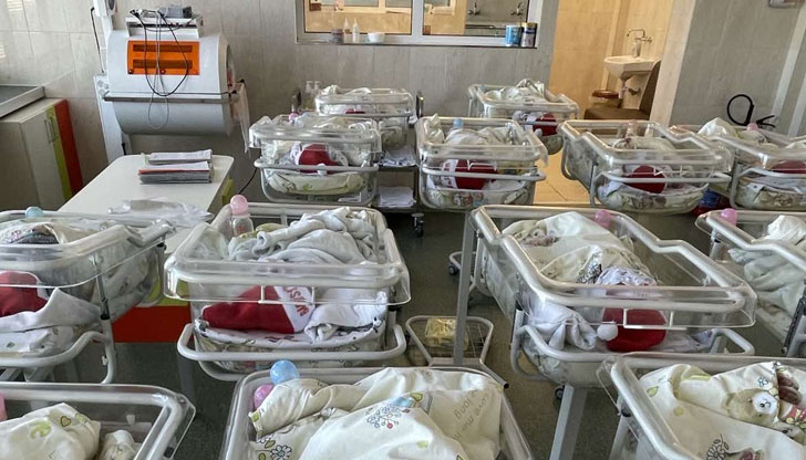 Най-харесваните имена са Ралица и КалоянПървото бебе, което се роди