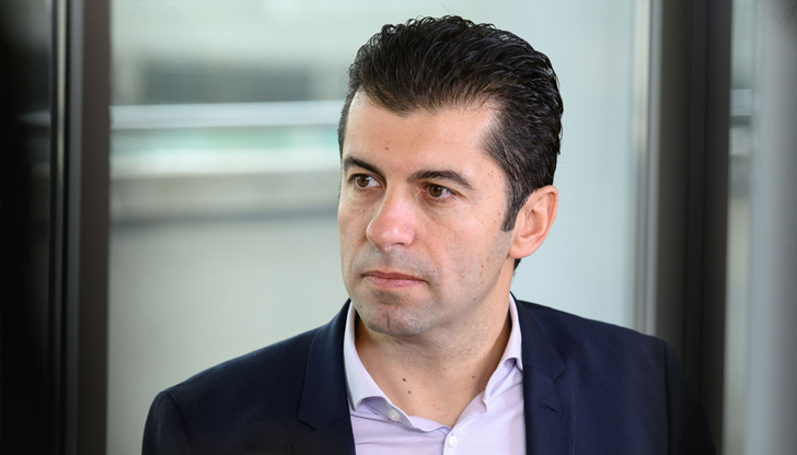 Петков коментира, че ще е твърде изненадващо мандатът да отиде