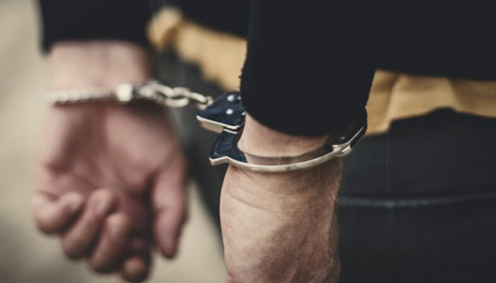 Това е поискано с европейска заповед за арест, след като