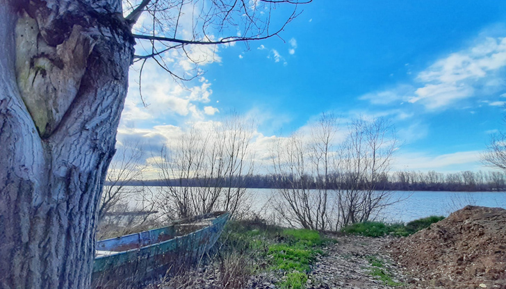 Korneliq Krasteva споделя във Фейсбук групата Русе тези чудесни снимкиДунавска