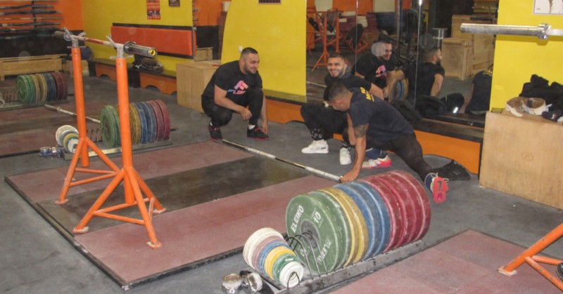 Старши треньорът Иван Иванов обясни, че заради липса на финансови