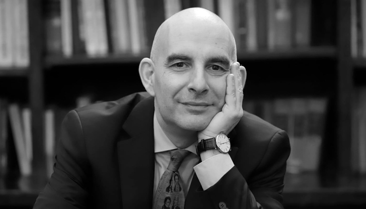 Според Петър Волгин ПП и ДБ са проекции на жълтопаветния