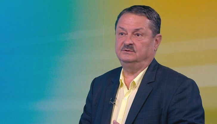 Професор Рачев подчерта, че много люти студове не ни очакват“Предстоят