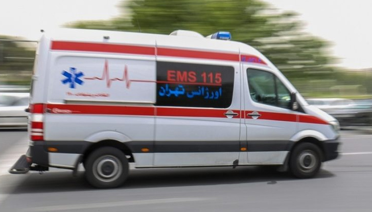 Най-малко трима души са загиналиНай-малко трима души са загинали, а