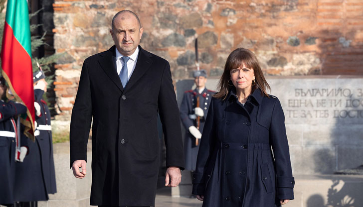 Не като като Румен Радев или Елеонора Митрофанова, а като