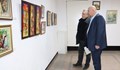 Експозицията „Любов, вино и традиции“ показва платната на 30 творци в малката художествена галерия