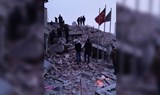 Два волейболни отбора и 40 борци са под руините в Турция