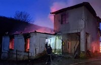 Пожар унищожи пощата и салона в село Белиш