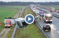 Тежка автобусна катастрофа в Словения
