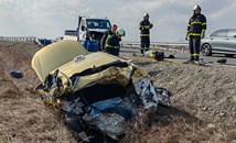 Таксиметров шофьор загина при тежка катастрофа край Поморие
