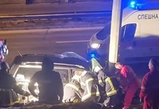 Наложило се е огнеборците да режат автомобилаТежка катастрофа взе жертва