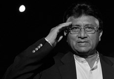 Четиризвездният генерал е издъхнал в болница в Дубай в неделя