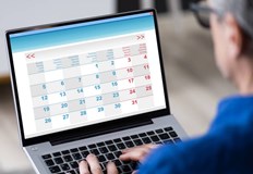 Целта на календара е да събере на едно място водещите