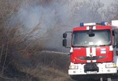 Пламъците са обхванали над 300 дкаГолям пожар избухна в бургаския