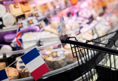 Захарта която тук е около 2 60 лв там е 1 85