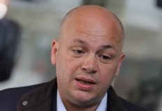 Г жа Мая Манолова е майстор на холивудската пиратка но я