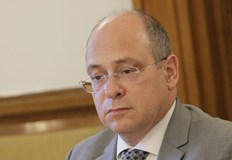 Основните статистически данни които служат за определяне на минималната заплата