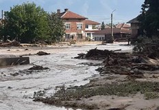 Най спешни действия трябва да се предприемат за укрепване на речните