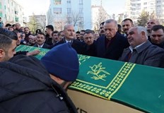 Над 92 600 души са ранени в ТурцияНад 33 000