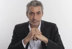 Известният турски актьор Еркан Петеккая и съпругата му Дидем изгубиха