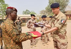 Отпътуването на френските сили бележи нова глава в борбата на