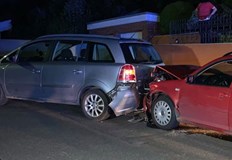 Непълнолетен младеж забива колата в паркиран автомобилНа 14 февруари в