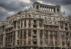 Сградите в центъра могат да се срутят и без земетресение