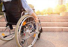 За финансиране по Програмата може да кандидатства човек с трайно