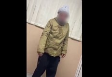 14 годишното момче с нож е с порезни рани по лицетоПсихично