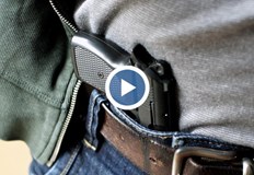 През последните месеци хората са виждали полицая предимно на улицата