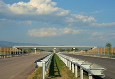 Асфалтът на АМ Хемус е с 11 см по тънък в