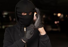 Полицаи от Второ РУ разследват сигнал за извършен грабежЗа случая