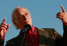 Карлос Саура направи испанското художествено кино световно известно Филмовият режисьорКарлос