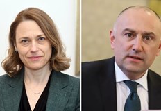 След напускането на партията на Слави Трифонов Митева и Каримански