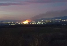 Той е станал на магистралата на отбивката за ЛозенОгромен пожар
